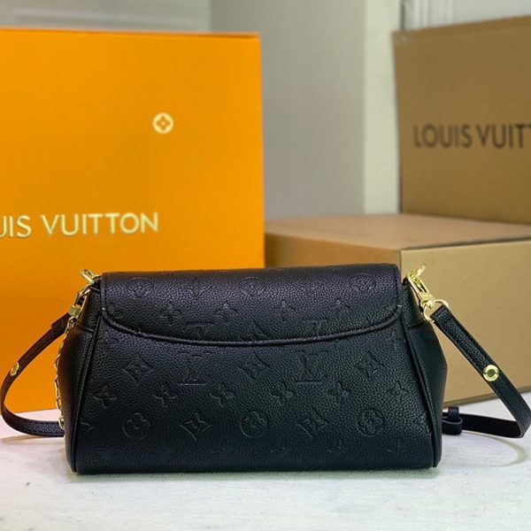 LUXUCYBAGSLouis Vuitton