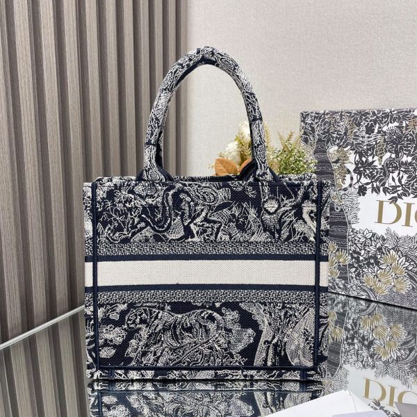 LUXUCYBAGSDior