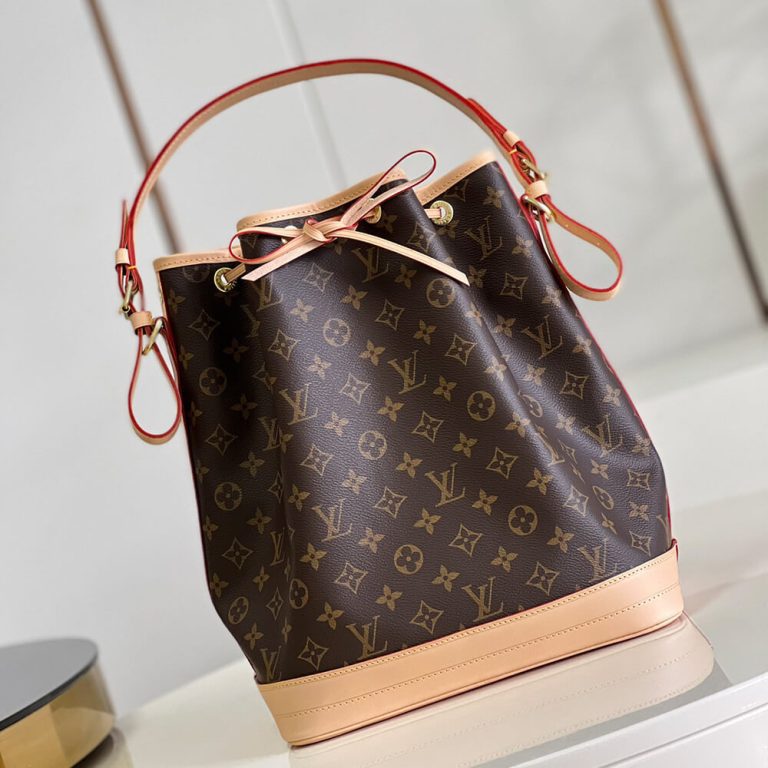 LUXUCYBAGSLouis Vuitton