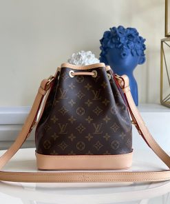 LUXUCYBAGSLouis Vuitton