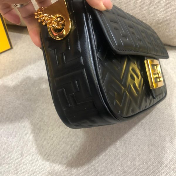 LUXUCYBAGSFendi