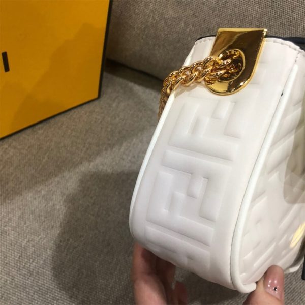 LUXUCYBAGSFendi