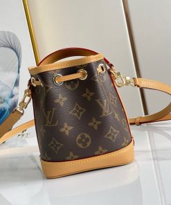 LUXUCYBAGSLouis Vuitton