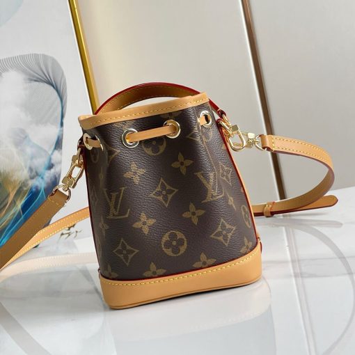 LUXUCYBAGSLouis Vuitton