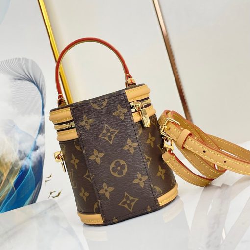 LUXUCYBAGSLouis Vuitton