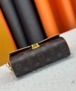 LUXUCYBAGSLouis Vuitton