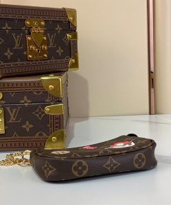 LUXUCYBAGSLouis Vuitton