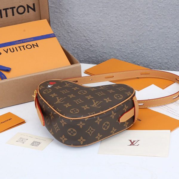 LUXUCYBAGSLouis Vuitton