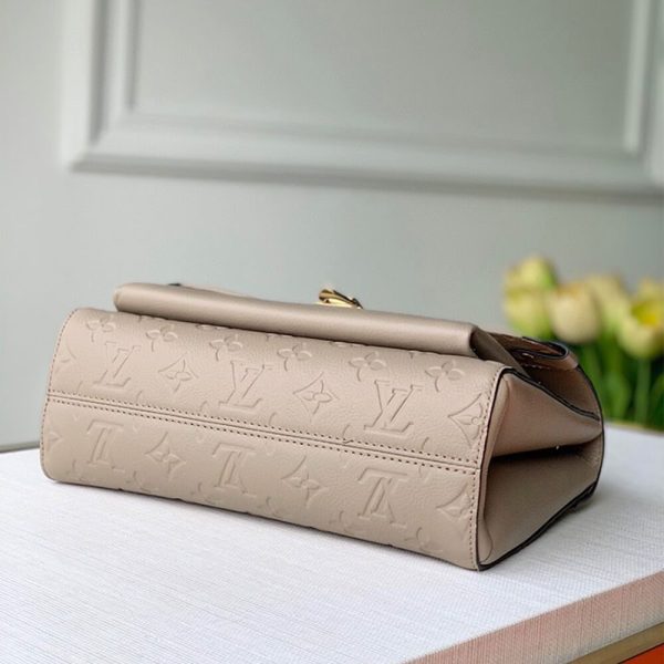 LUXUCYBAGSLouis Vuitton