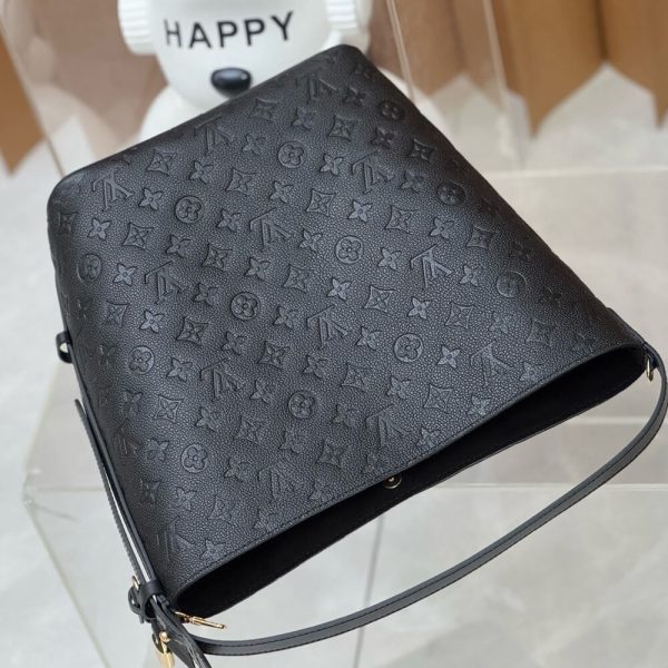 LUXUCYBAGSLouis Vuitton