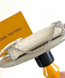 LUXUCYBAGSLouis Vuitton