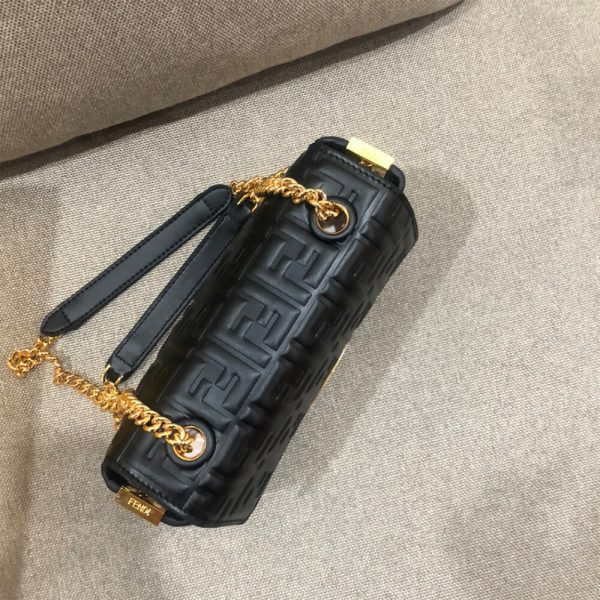 LUXUCYBAGSFendi