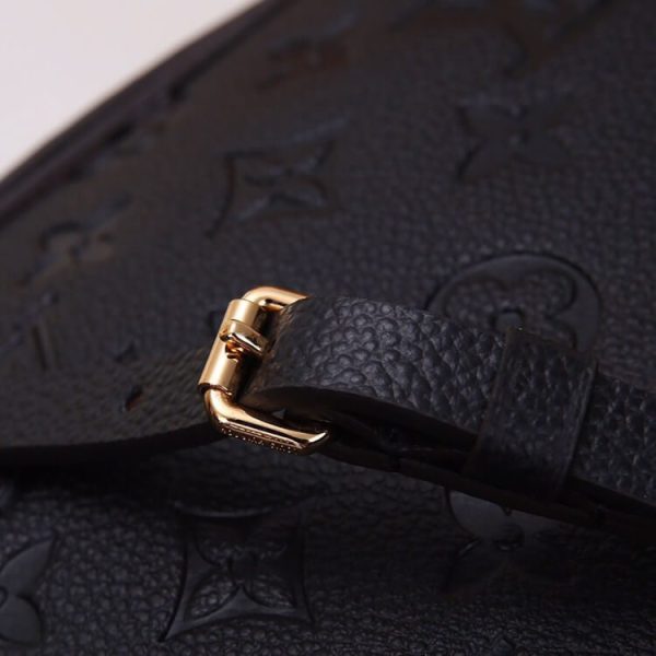LUXUCYBAGSLouis Vuitton