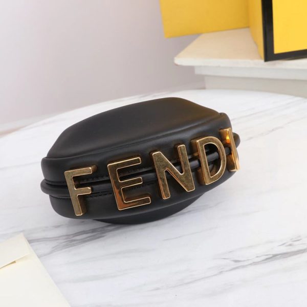 LUXUCYBAGSFendi