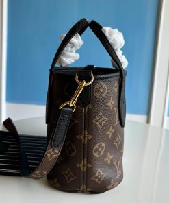 LUXUCYBAGSLouis Vuitton