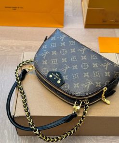 LUXUCYBAGSLouis Vuitton