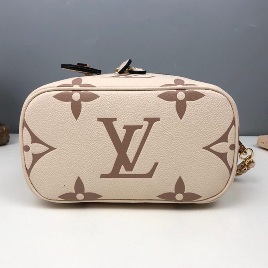 LUXUCYBAGSLouis Vuitton