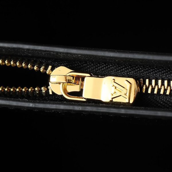 LUXUCYBAGSLouis Vuitton