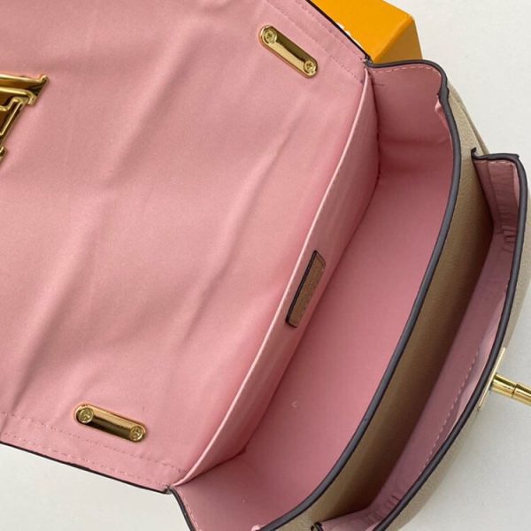 LUXUCYBAGSLouis Vuitton