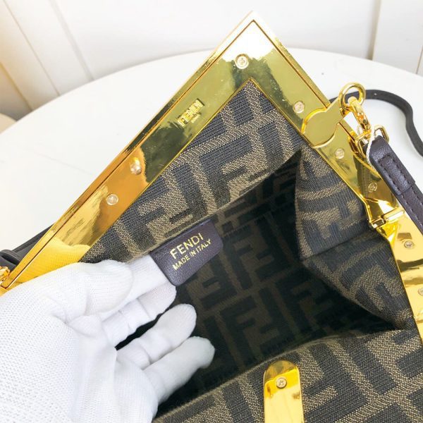 LUXUCYBAGSFendi