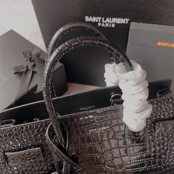 LUXUCYBAGSYSL