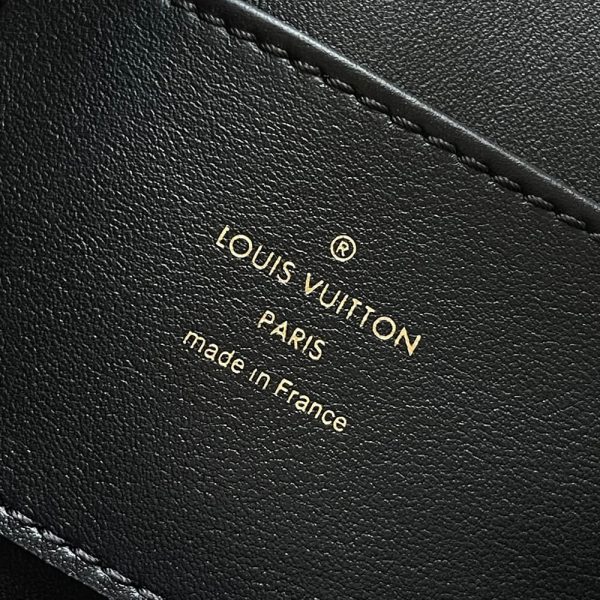 LUXUCYBAGSLouis Vuitton
