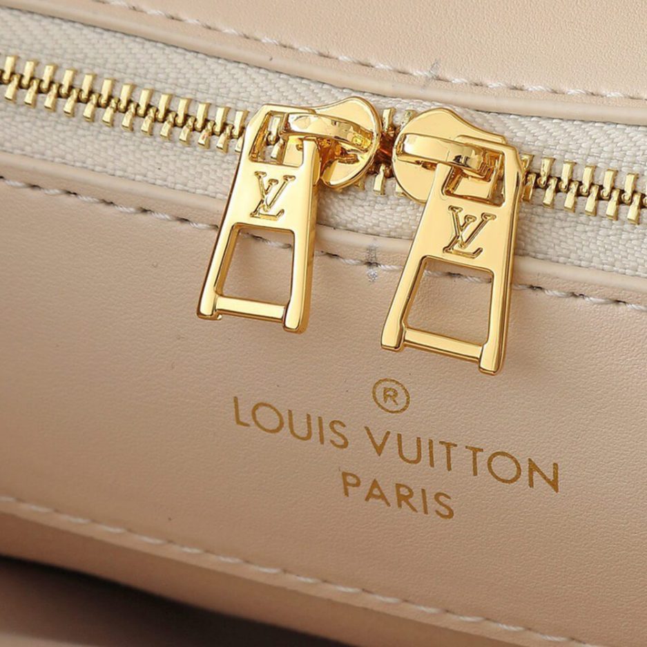 LUXUCYBAGSLouis Vuitton