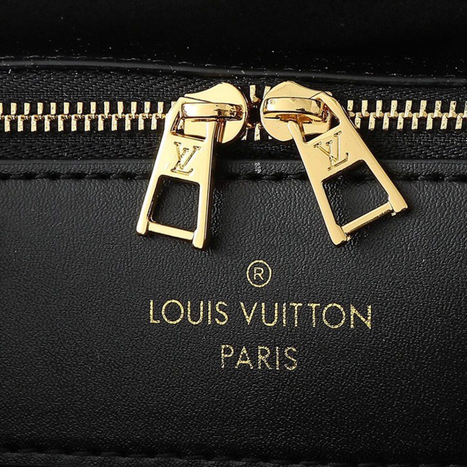 LUXUCYBAGSLouis Vuitton