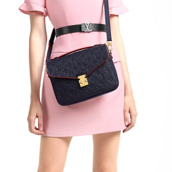 LUXUCYBAGSLouis Vuitton