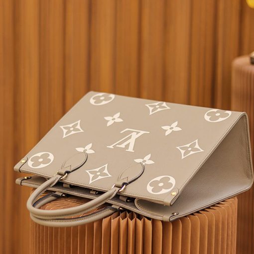 LUXUCYBAGSLouis Vuitton