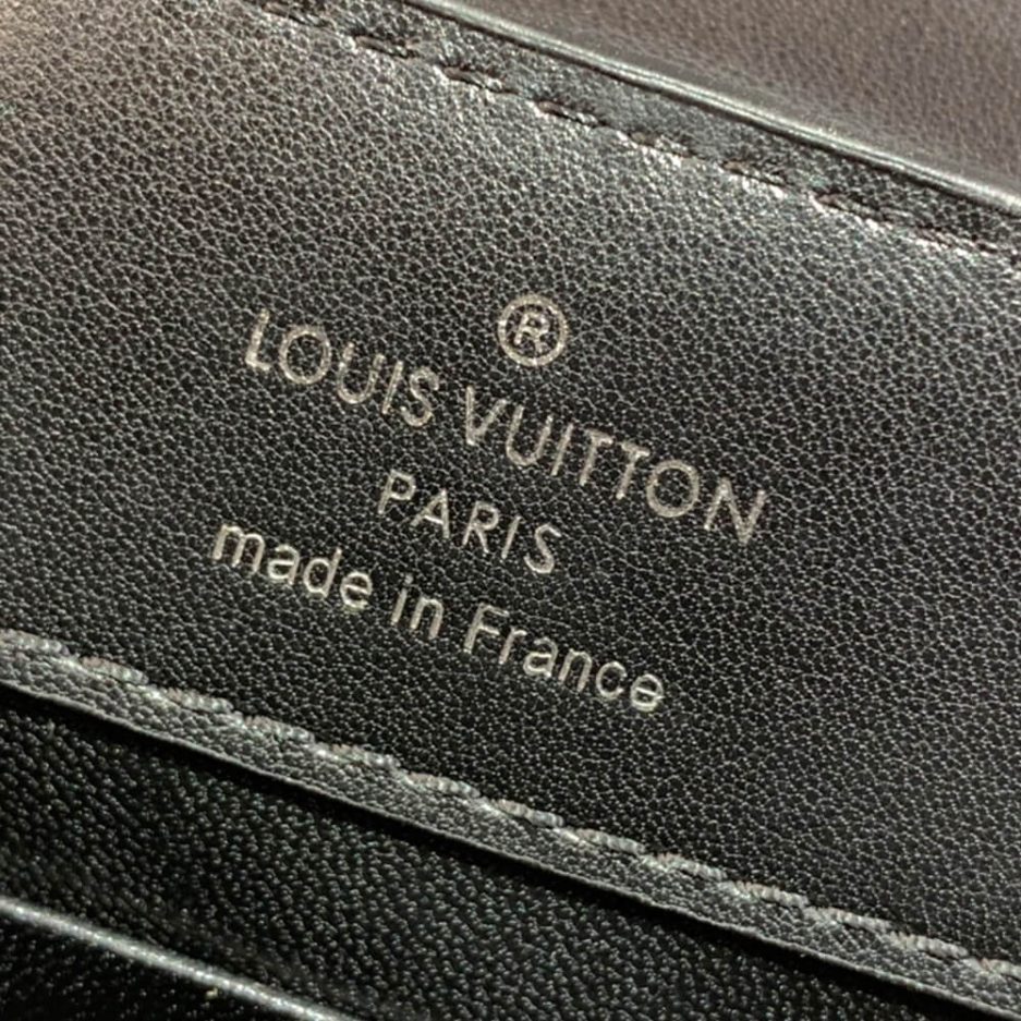 LUXUCYBAGSLouis Vuitton