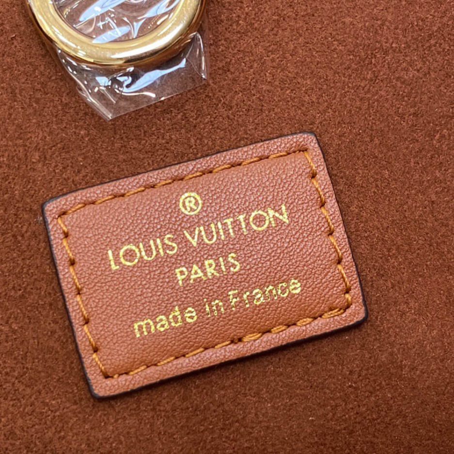 LUXUCYBAGSLouis Vuitton