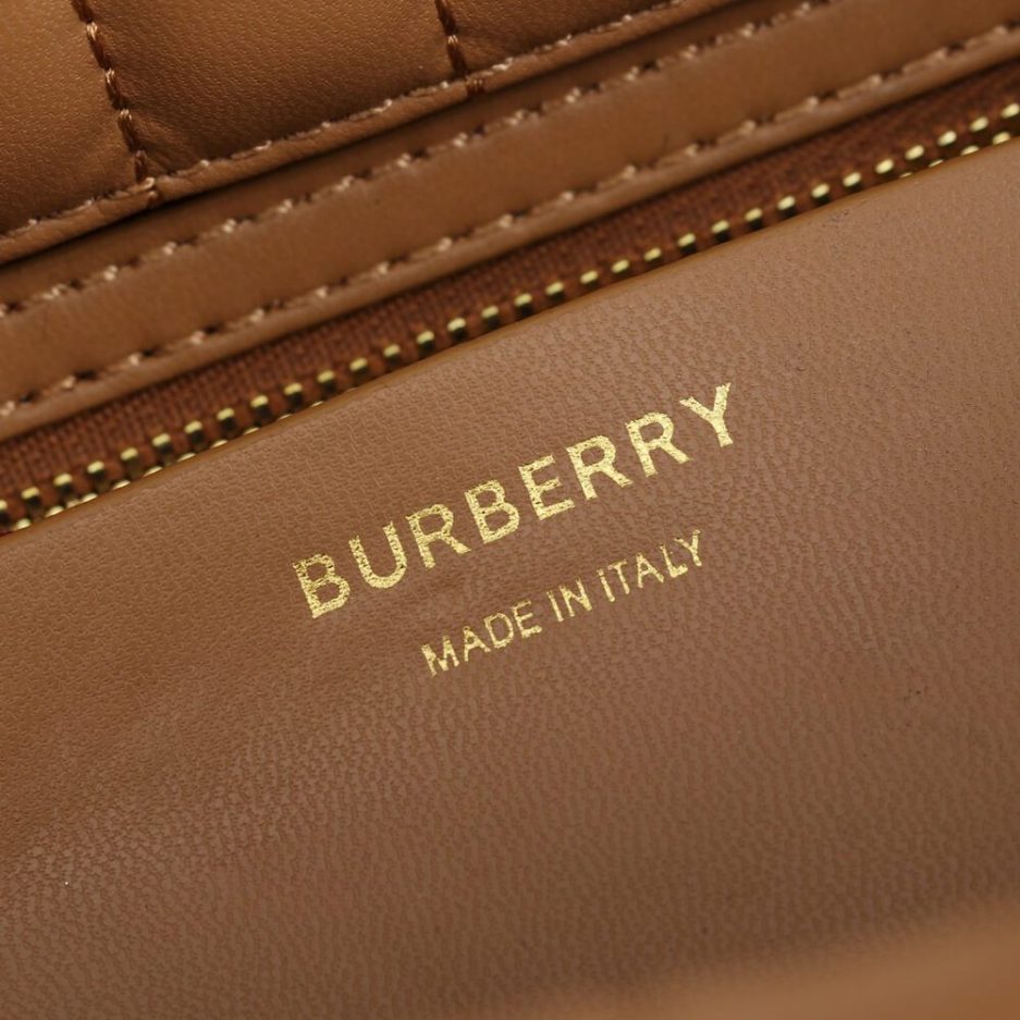 LUXUCYBAGSBurberry