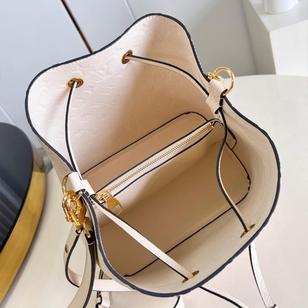 LUXUCYBAGSLouis Vuitton