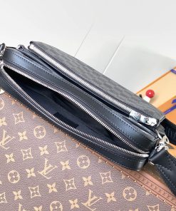 LUXUCYBAGSLouis Vuitton