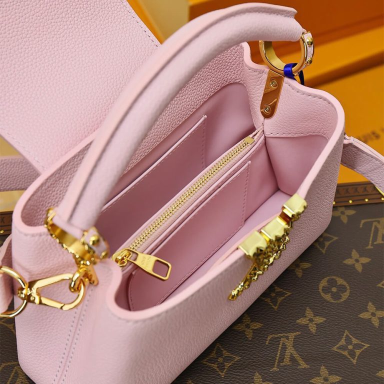 LUXUCYBAGSLouis Vuitton