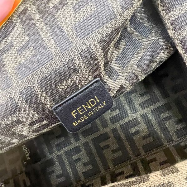 LUXUCYBAGSFendi