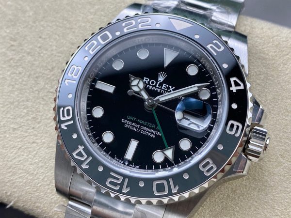 Superclone Rolex GMT-Master II 126710GRNR “Bruce Wayne” Oyster 2024