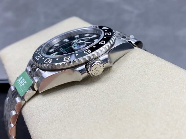 Superclone Rolex GMT-Master II 126710GRNR “Bruce Wayne” Jubilee 2024