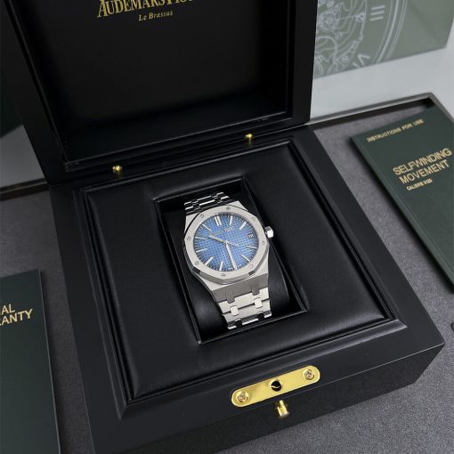 Audemars Piguet Royal Oak 15510ST - Image 2