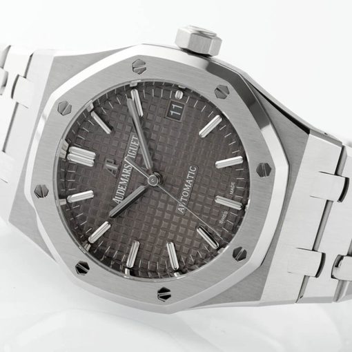 Audemars Piguet Royal Oak 15450 - Image 3