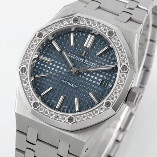 Audemars Piguet Royal Oak 15450 - Image 3