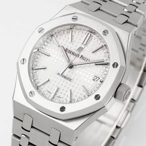 Audemars Piguet Royal Oak 15450 - Image 3