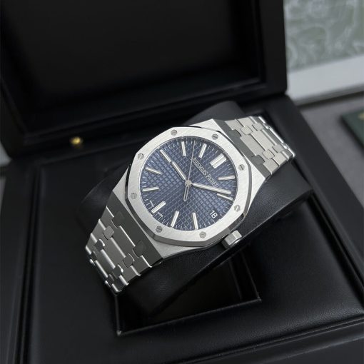 Audemars Piguet Royal Oak 15510ST - Image 4