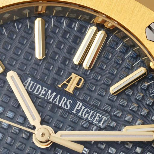 Audemars Piguet Royal Oak 15450 - Image 4