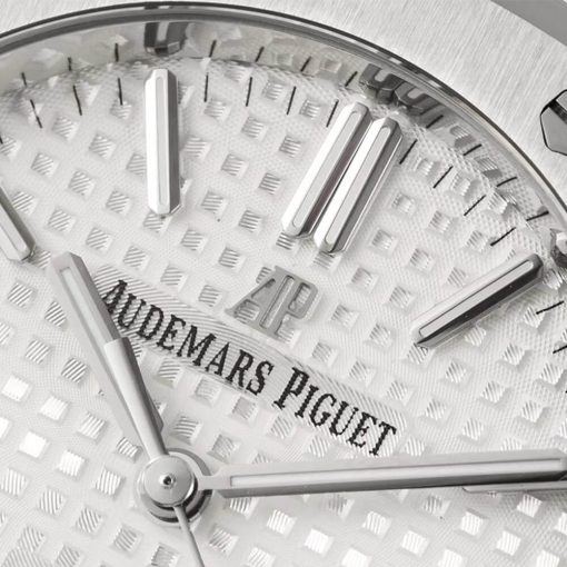 Audemars Piguet Royal Oak 15450 - Image 4