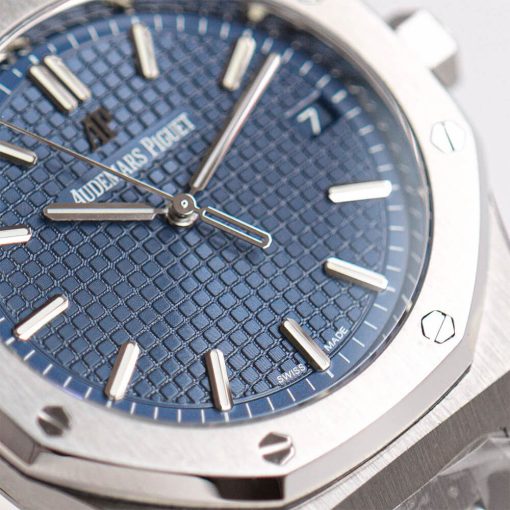 Audemars Piguet Royal Oak 15500 - Image 5