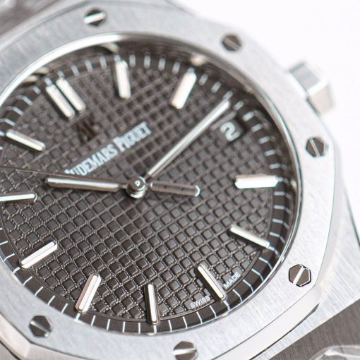 Audemars Piguet Royal Oak 15500 - Image 5