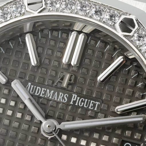 Audemars Piguet Royal Oak 15450 - Image 6