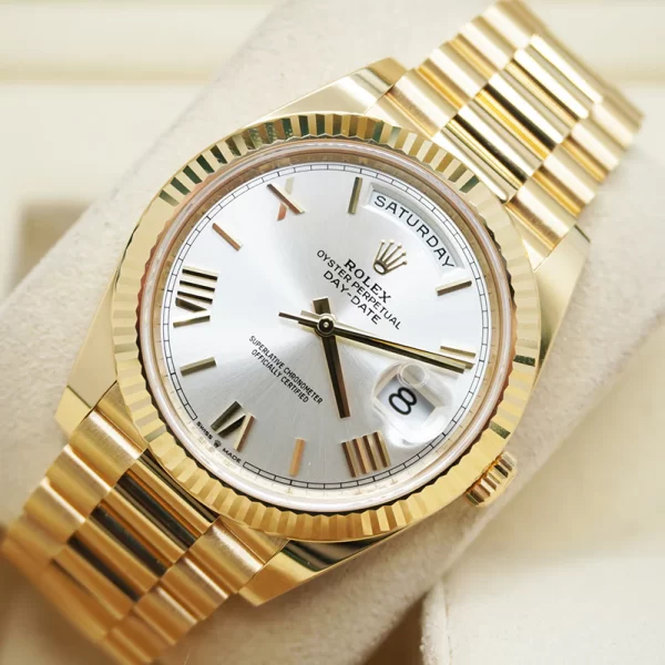 Superclone Rolex Day-Date 40 mm Silver Dial 228238